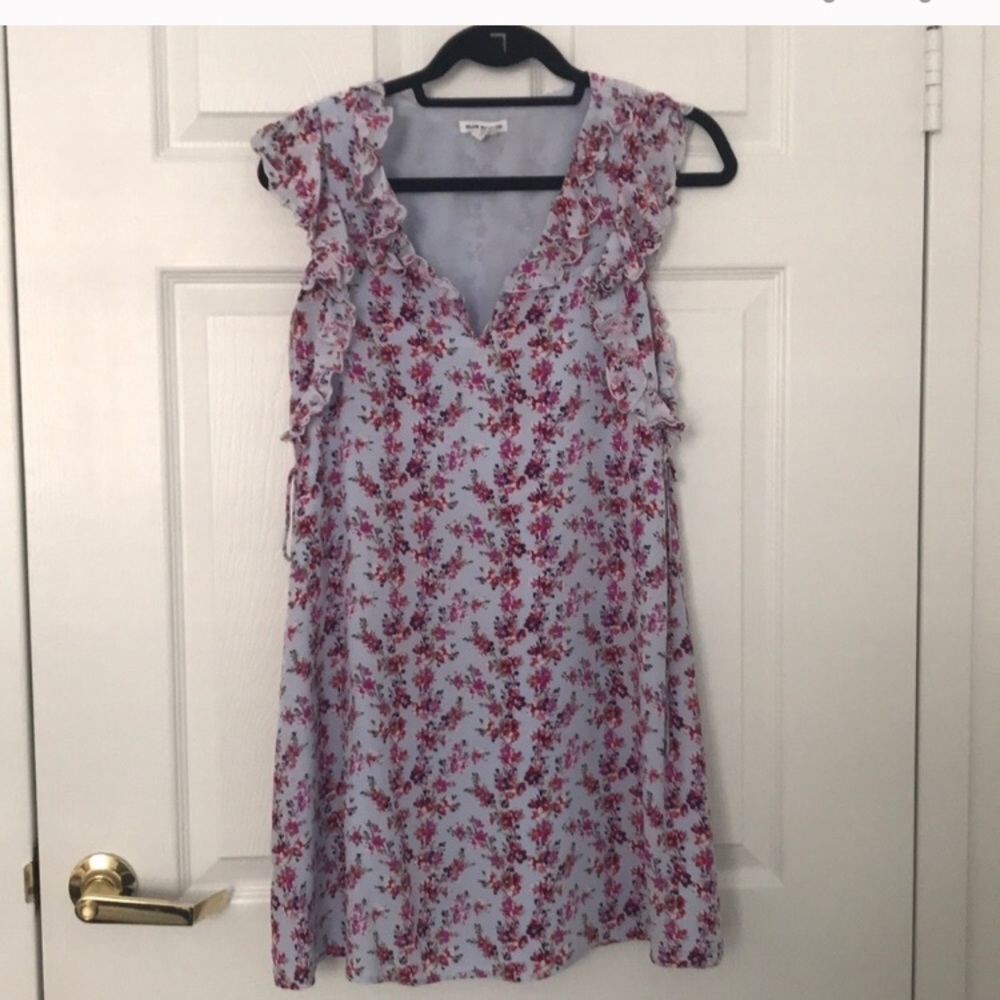 Club Monaco dress with side ties